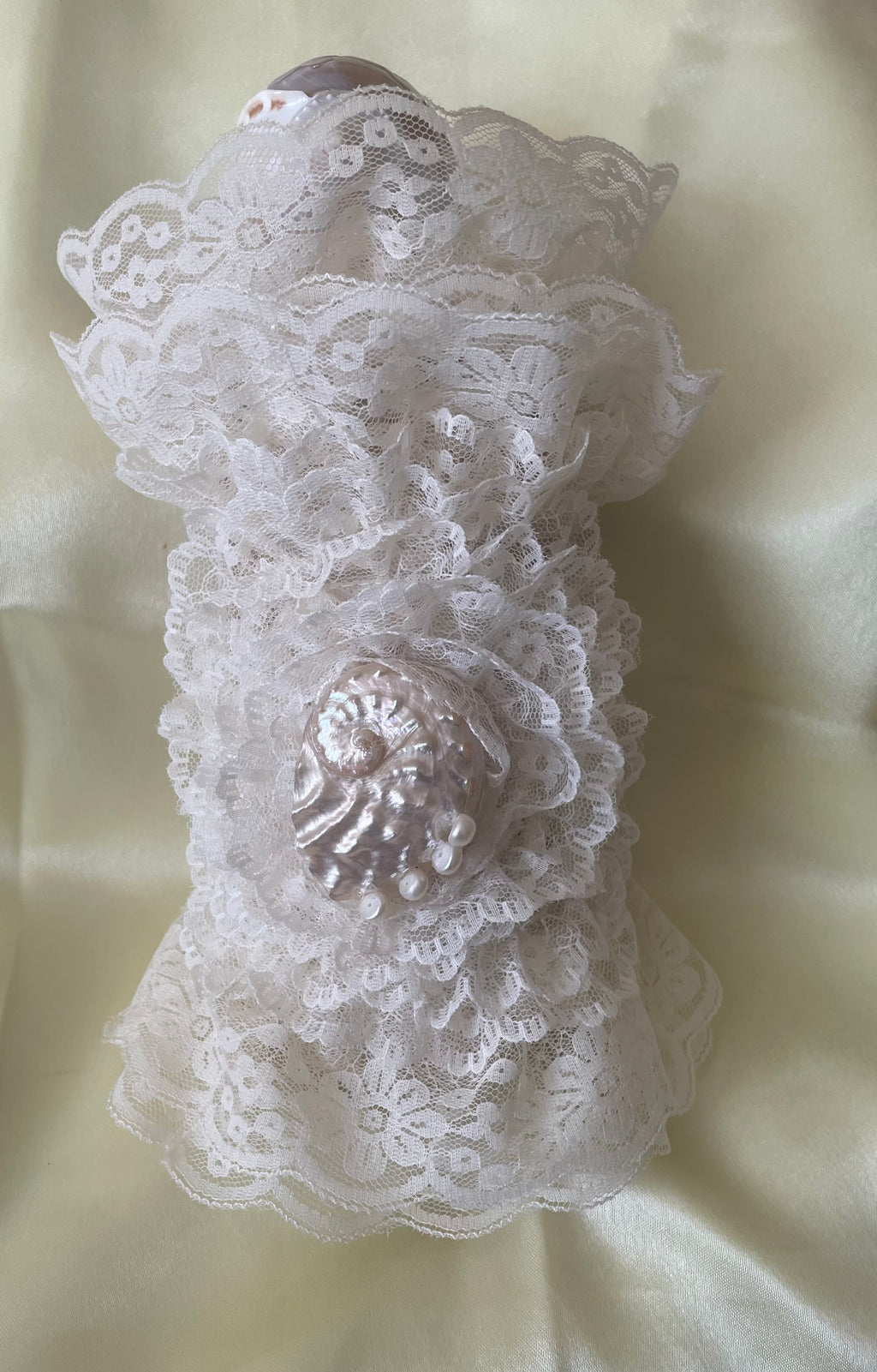 Hand Crafted Shells, Cream & Lace Gypsy Jar