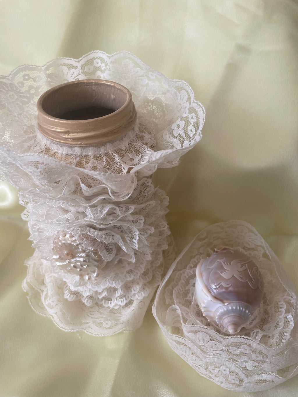 Hand Crafted Shells, Cream & Lace Gypsy Jar